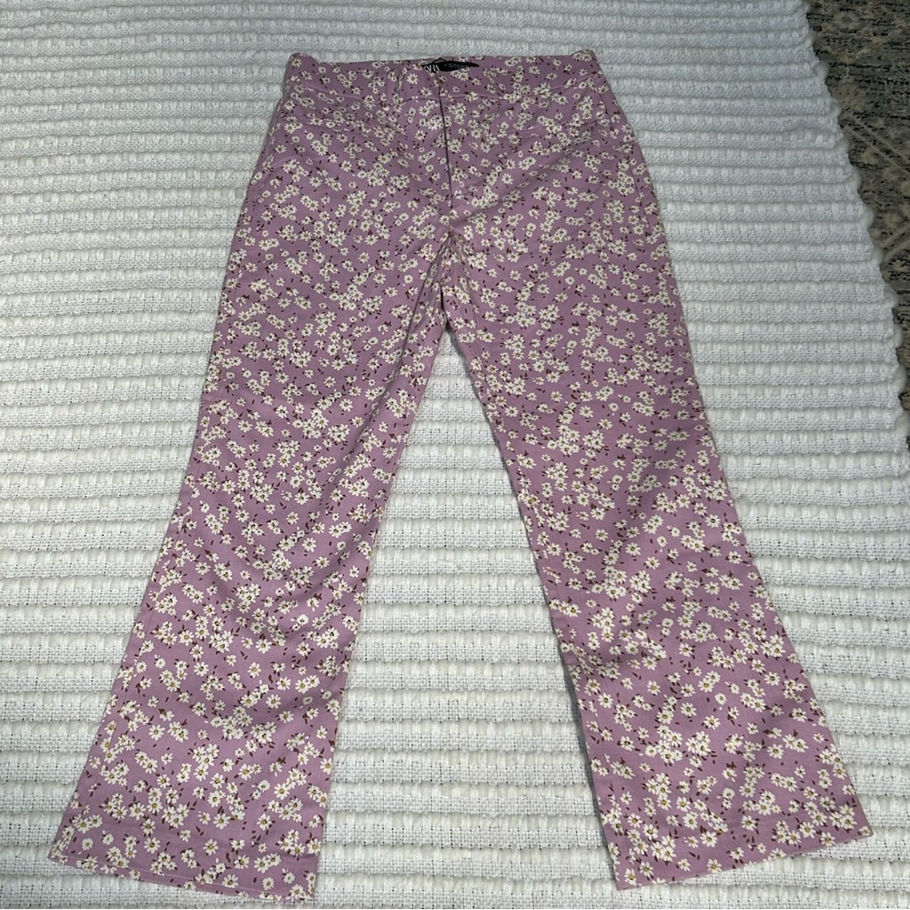 Zara size medium light purple floral pants
